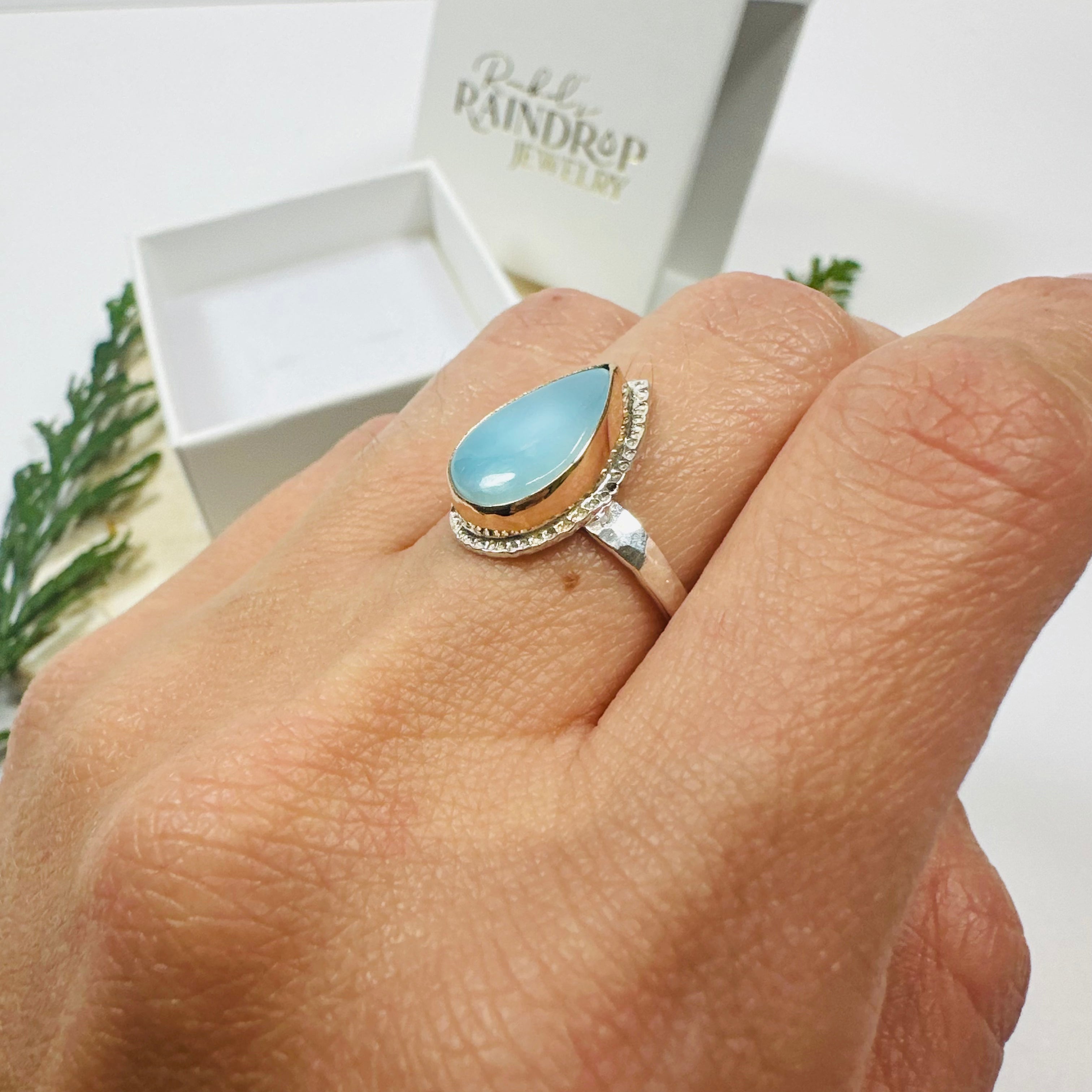 Laramar Raindrop Ring