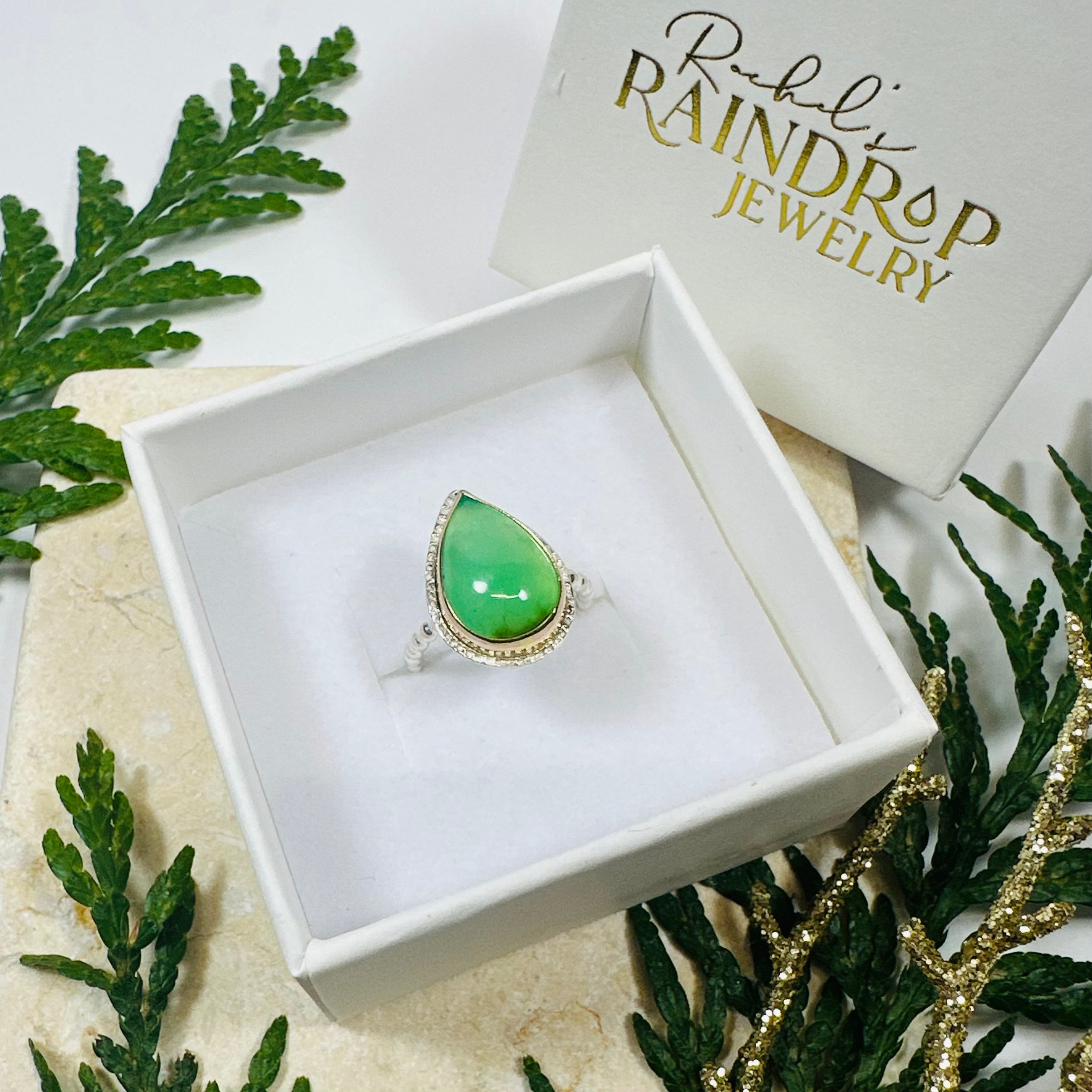 Green Onyx Raindrop Ring